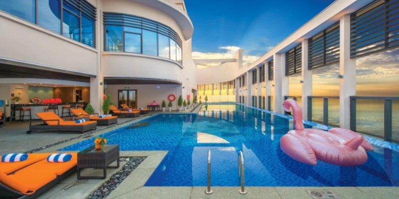Altara Suites đối diện biển Mỹ Khê